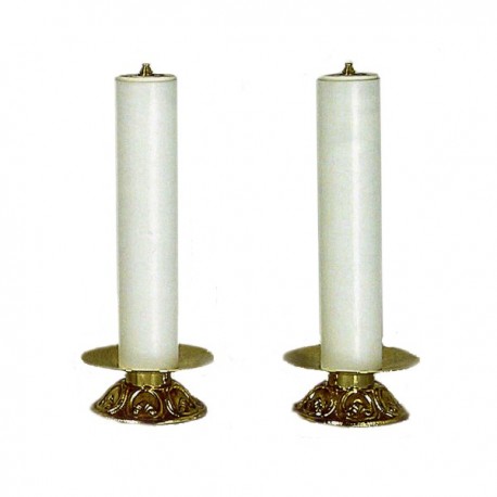 CANDLEHOLDERS COUPLE WITH SIMULATED CANDLE