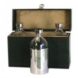 CASE WITH THREE BOTTLES